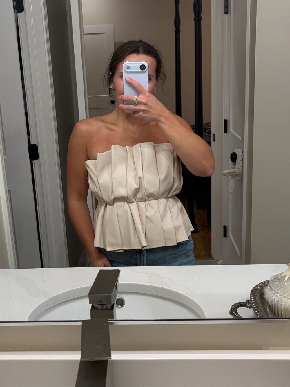 DO+BE Strapless Pleated Top - Cream